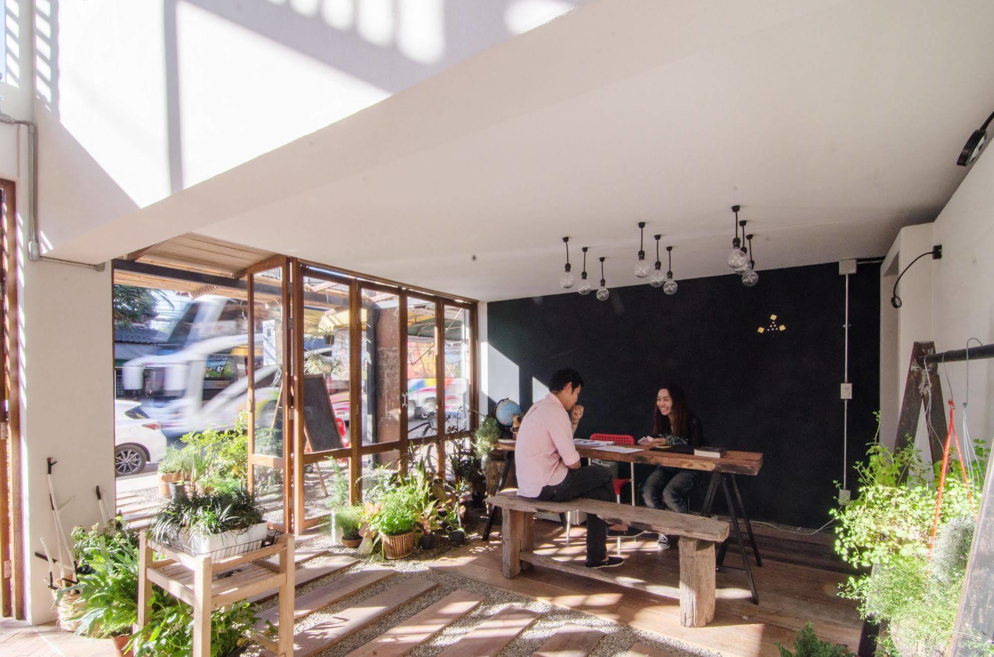 Happynest Hostel Chiang Rai Exterior photo